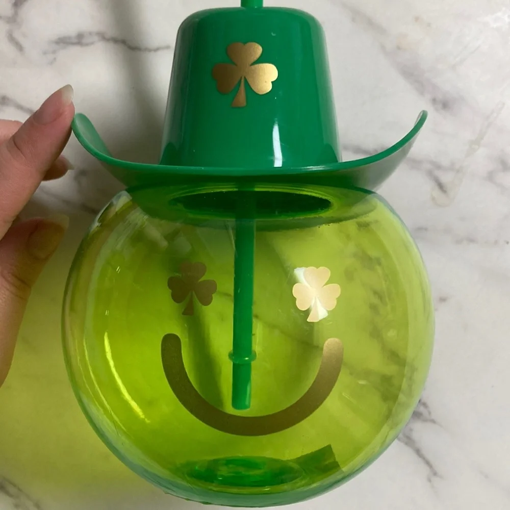 Green Shamrock Party Cup
